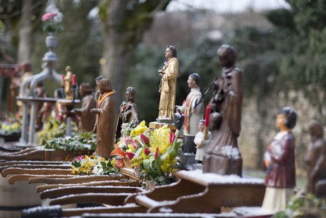 Photo of statues of Saint Vincent, Chablis
