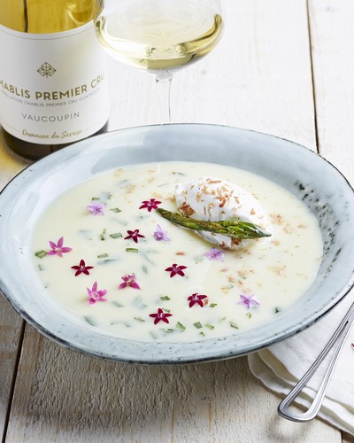 Asparagus soup with Soumaintrain, with Chablis Premier Cru
