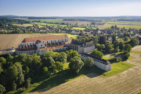 Abbatiale de Pontigny dans l'Yonne (89)