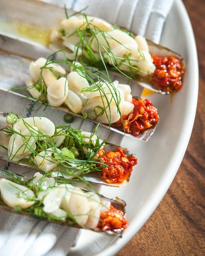 Razor Clams, Fennel, and Pickled Chiles and Chablis wine